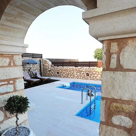 Deluxe Lacasa 2 With Private Swimming Pool Holiday home