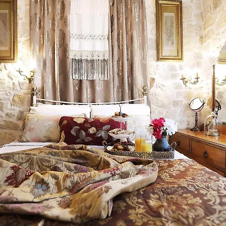 Deluxe Lacasa 2 With Private Swimming Pool Holiday home